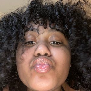 Meet your Posher, Tamia